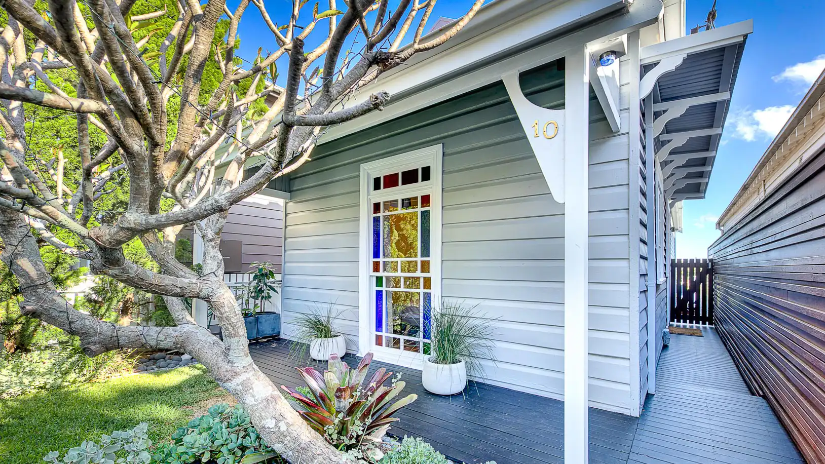 How a Buyers Agency Sydney Can Simplify Your Home Search